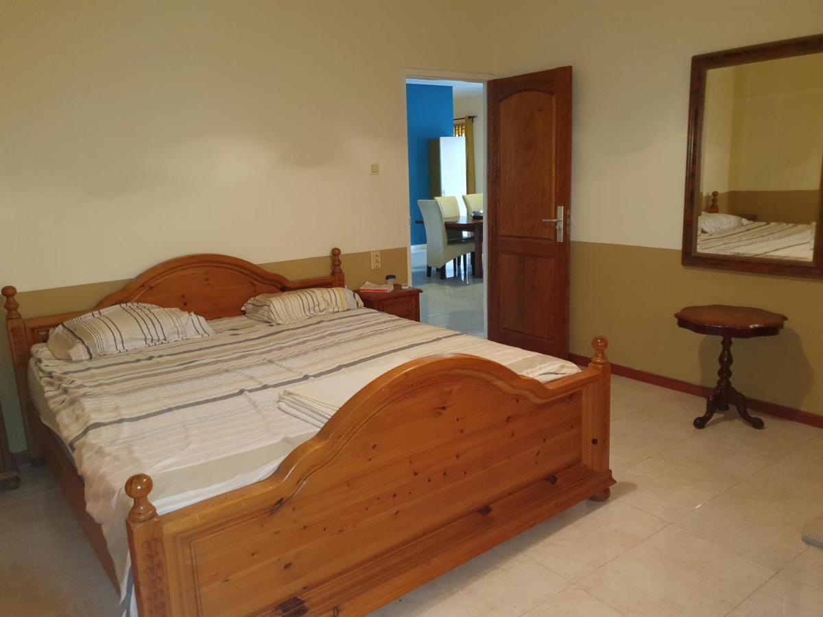 Chander'S Villa باراماريبو المظهر الخارجي الصورة