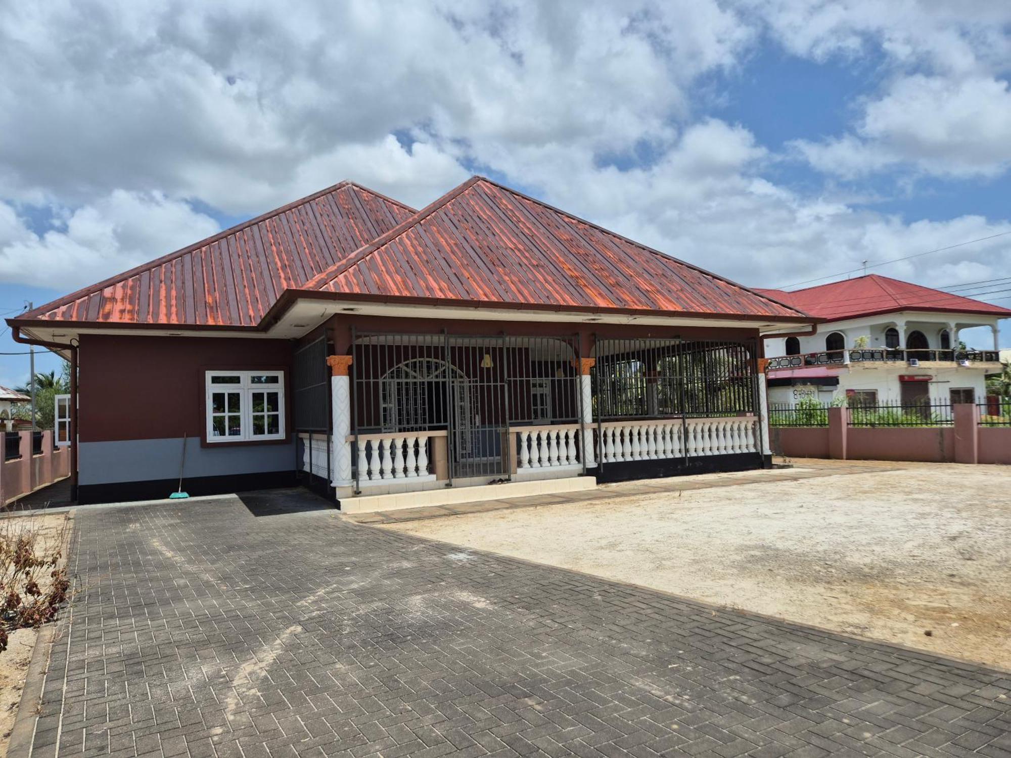 Chander'S Villa باراماريبو المظهر الخارجي الصورة